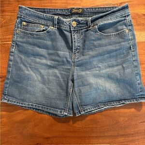 Seven7 Women's Classic Blue Jean Shorts
